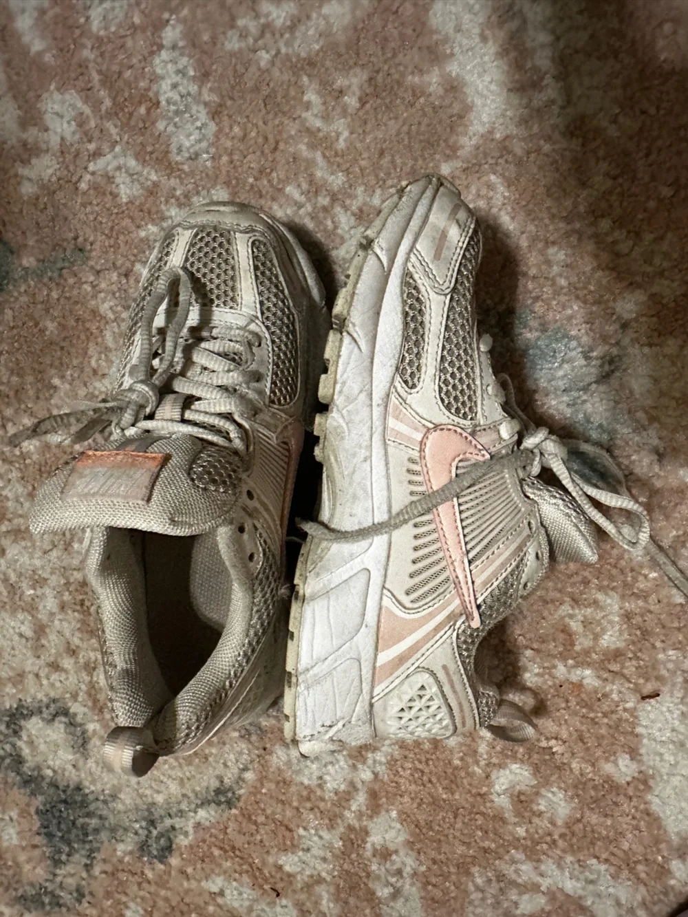 Girls Nike sneakers, ready for the playground